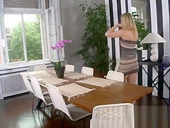 Nice-Looking babe is flaunting her widen pink snatch in close up