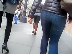 BootyCruise: Blue Jeans Hottie three