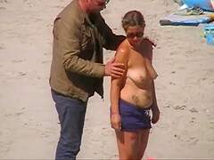 German mother i'd like to fuck on french beach spy. Shaky quality.
