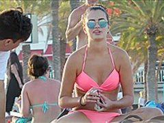 Sexcy sexy bikini hotties at the beach