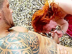 Hardcore Outdoor Fuck - Rothaarige Schreit