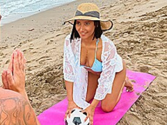 Beach Bums Movie Scene With Potro De Bilbao, Alika Penagos - RealityKings