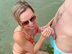 du sexe sur sur une plage libertine