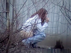 Allies peeing outside