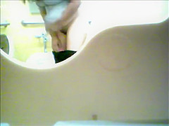 Mexican maid spied as that babe urgently peed