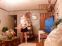 Woman flashes pizza delivery chap