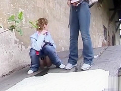 Gals piddle outdoors and their cunts are in close up