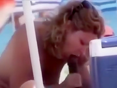 Older wife filmed in secret when cheating on her husbang with a big darksome 10-Pounder