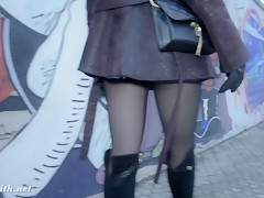 Jeny Smith hose and high heels fetish