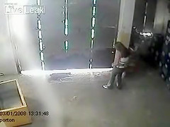 Yeah, everybody saw u pissing!