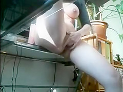 Sexually Excited boss bangs his sexiest worker