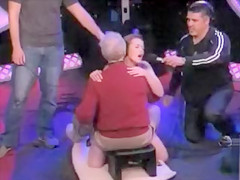 Angel ejaculates on the Sybian during Howard Stern show