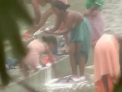 Indian wives wash their mambos