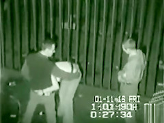 Non-Professional 3some sex in the black alley