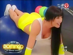 Sporty Latin Babe captivates on television
