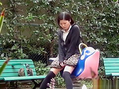 Oriental Chicks Publicly Void Urine