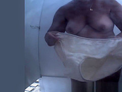Amazing Beach, Changing Room, Spy Webcam Episode, It'S Amaising