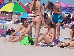 Hawt Butt Large Mangos Bikini and Topless Hawt Nubiles Beach Voyeur