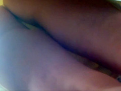 upskirt--gotcha floozy