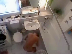 spying nineteen years old Eline in our Washroom