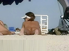 Just real stripped MILFs at beach - voyeur