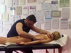 HAWT MASSAGE HAWT MASSAGE