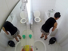 Voyeur hidden web camera hotty shower Porn throne room