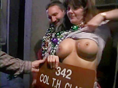 [HD] Bunch of babes flashing at Mardi Gras