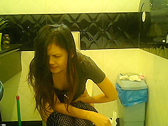 Hidden Webcam Oriental Lavatory